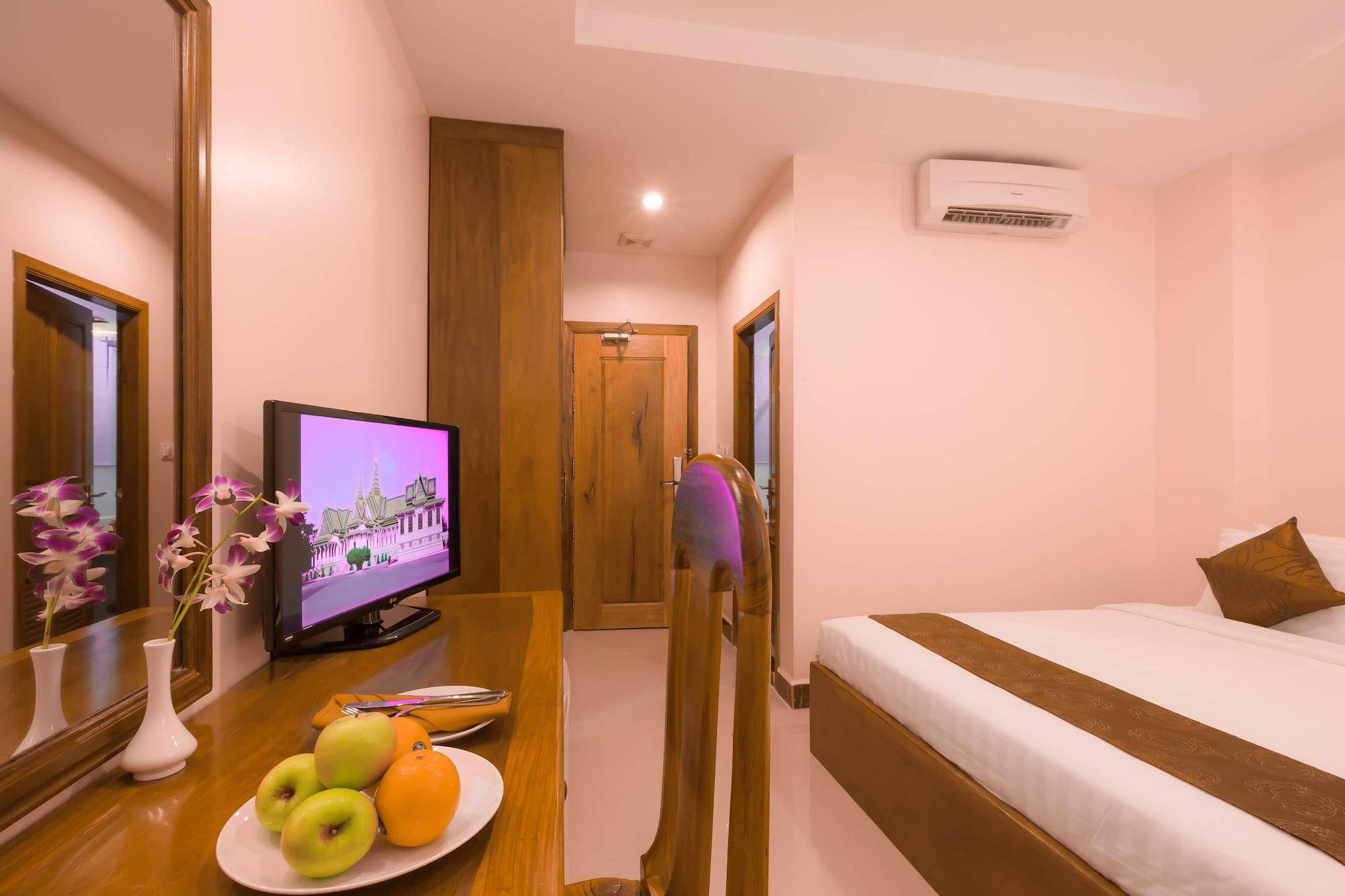 Kirirom Crystal Hotel Phnom Penh Exterior foto